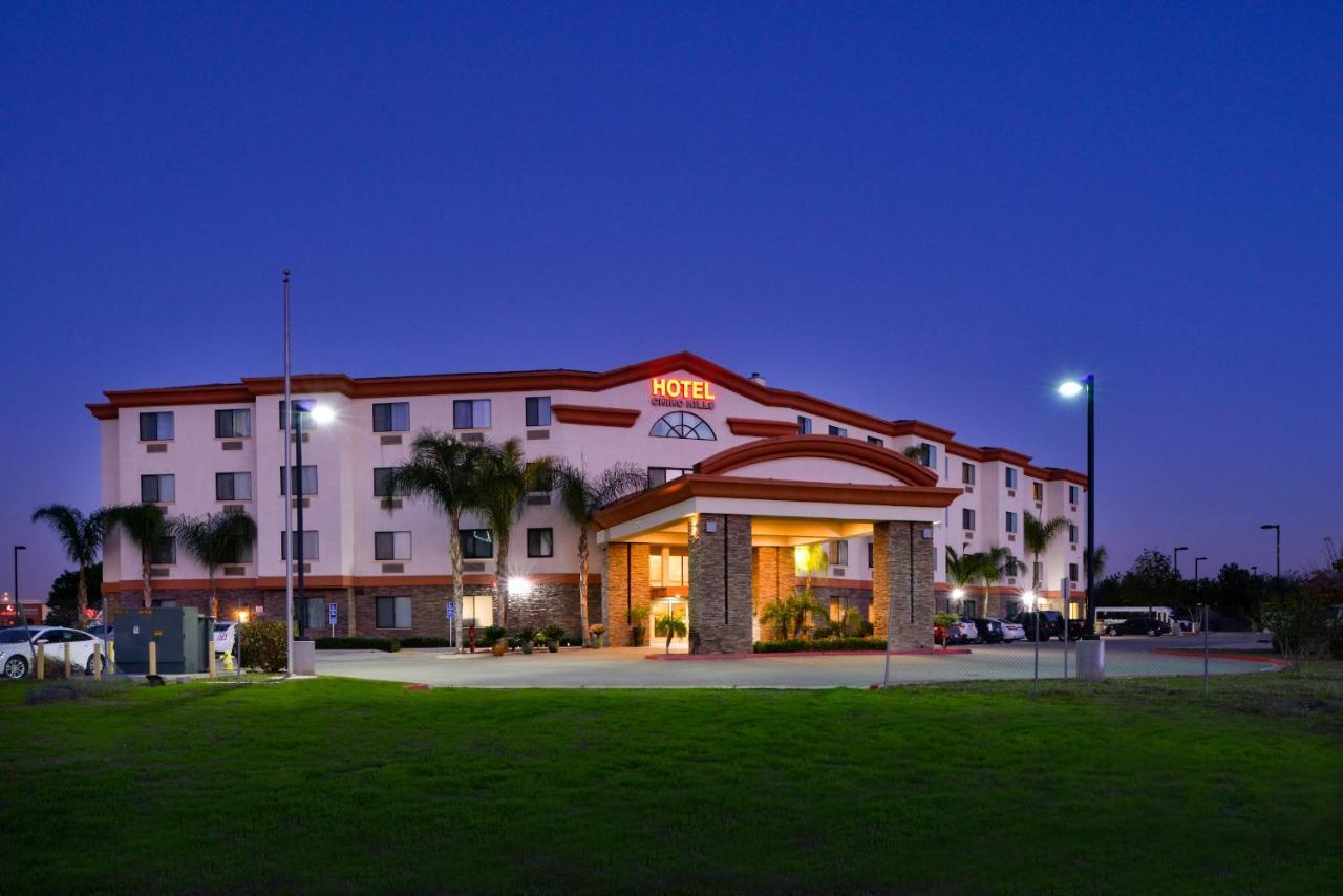 Hotel Chino Hills (Adults Only) Eksteriør billede